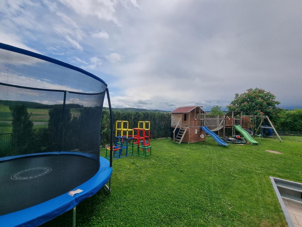 Münsingen Ferienwohnung Biosphaerenblick מראה חיצוני תמונה