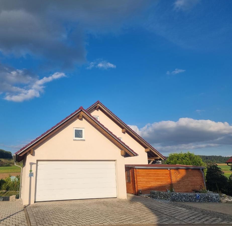 Münsingen Ferienwohnung Biosphaerenblick מראה חיצוני תמונה